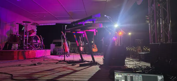 Billie Jo Jones at Circle M Crawfish